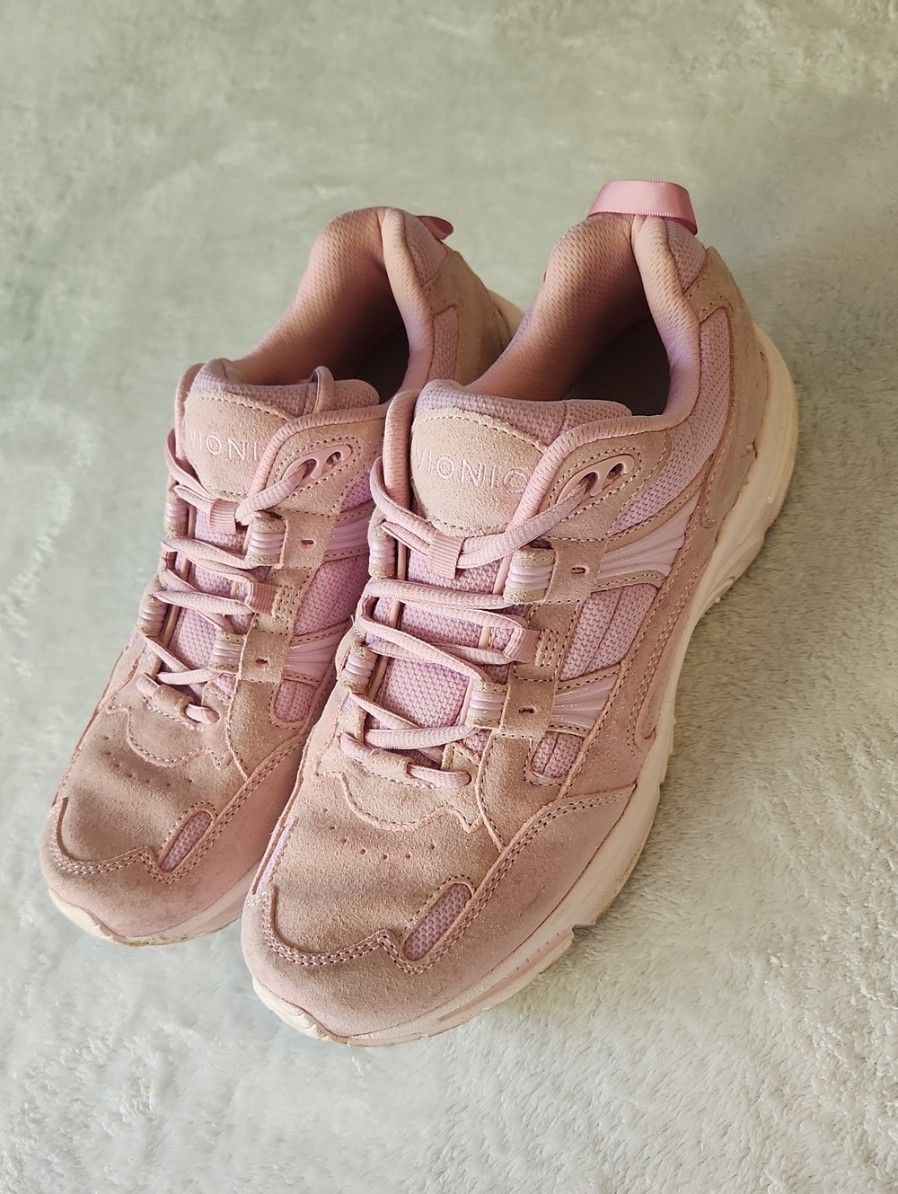 Vionic Blush Pink Women's Lace-Up Sneakers